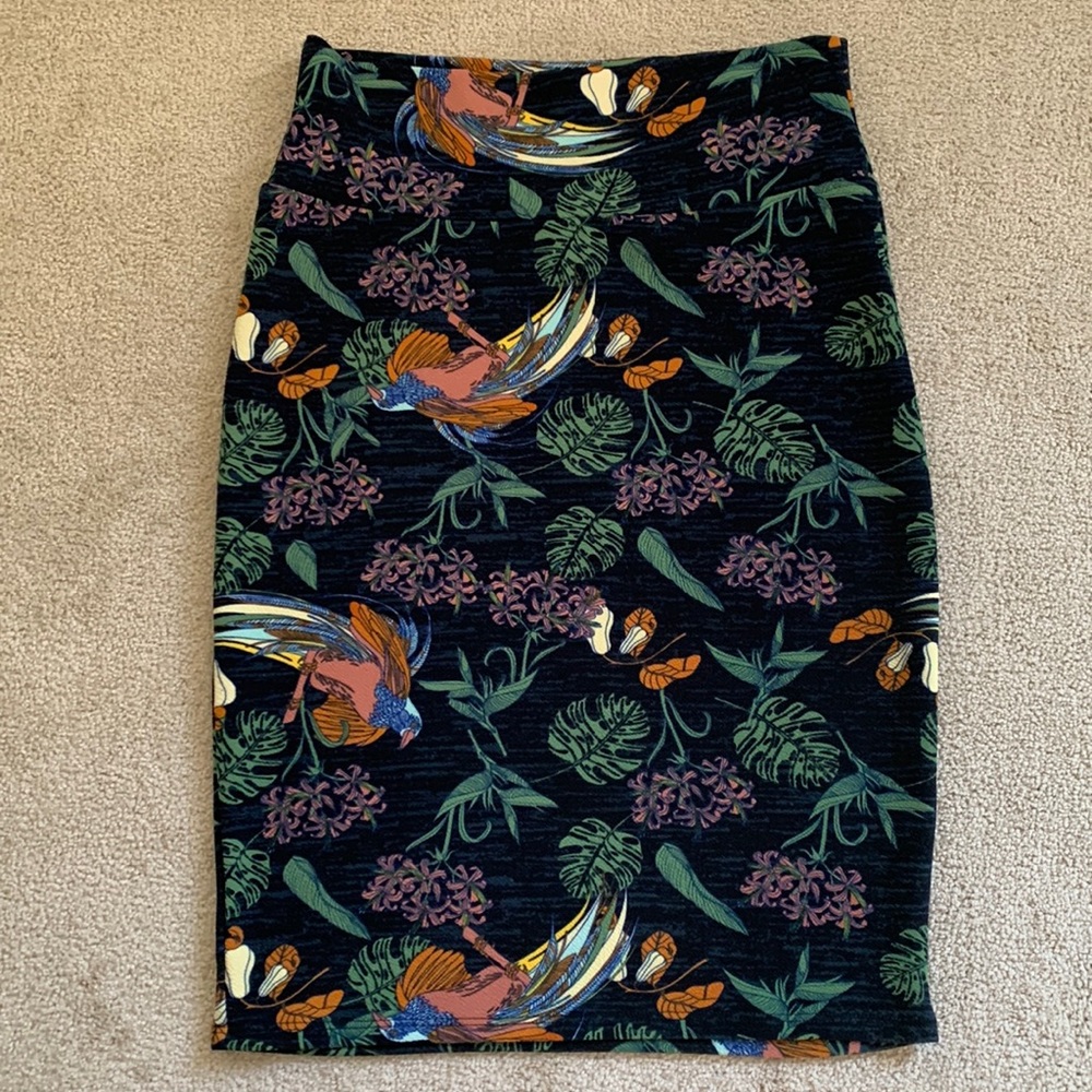 LuLaRoe Cassie